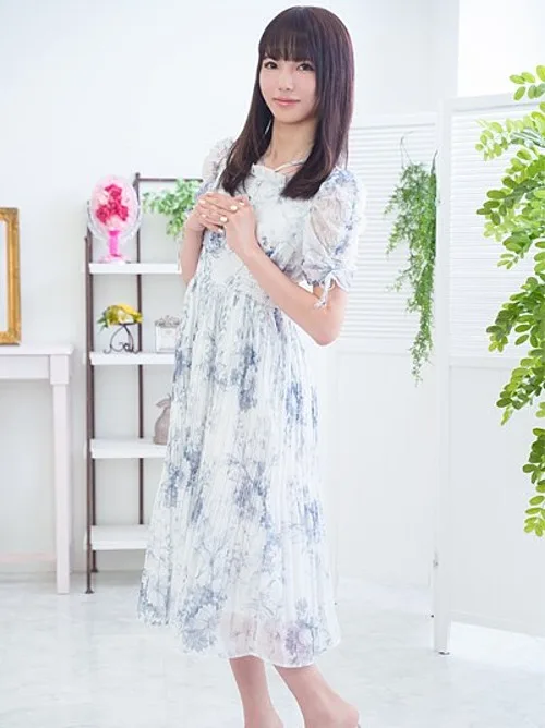 妃菜(ひな)