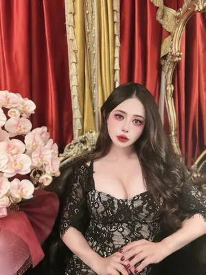 神咲 麗菜