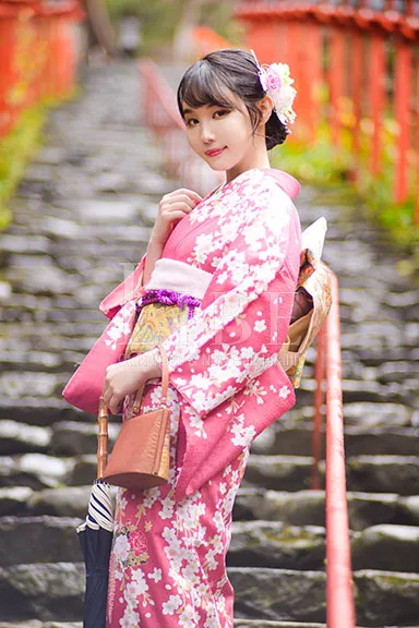 咲雪華奈(かな)