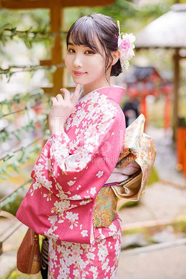 咲雪華奈(かな)