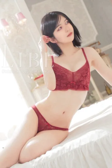 天国(あまぐに)ななせ