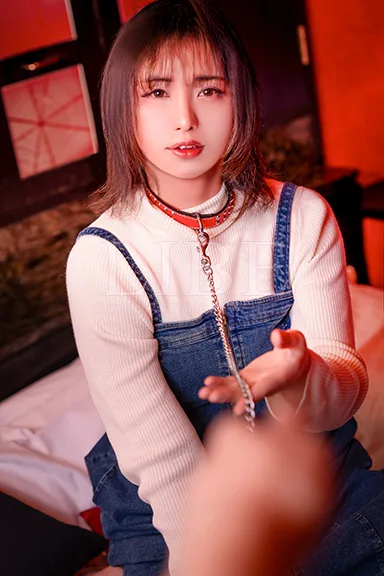 伊万莉おとね
