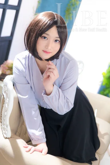 新田あや