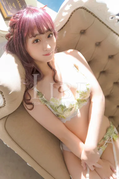 藤城あやめ