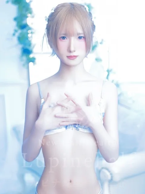 美月るる
