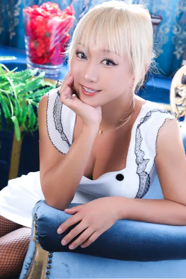 星崎 あゆ