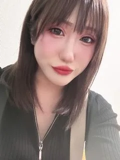 朝倉りあ