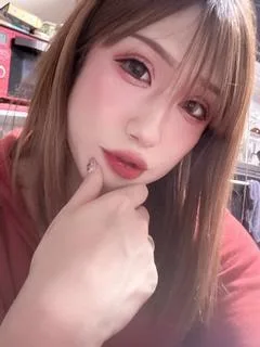 朝倉りあ
