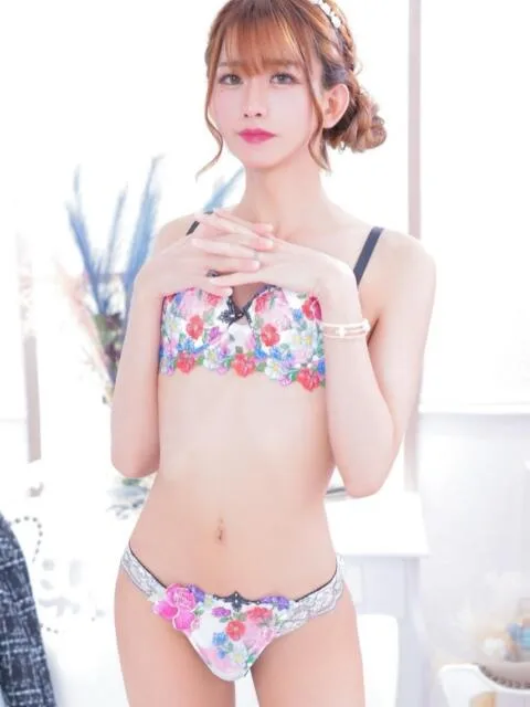 愛夢まな